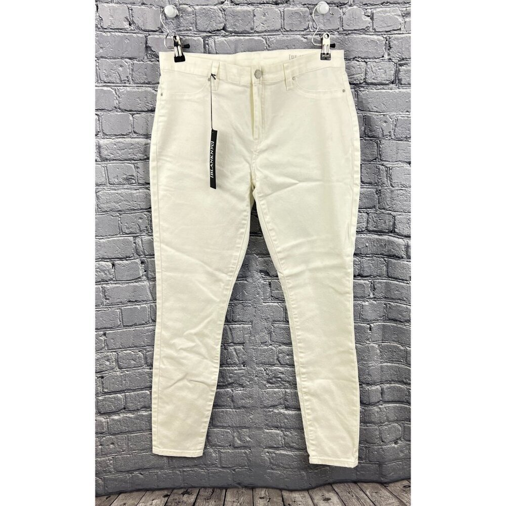 BlankNYC Womens Size 31 White Skinny Jeans  30 inch Inseam